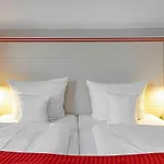 Romantik Friederikenhof Restaurant & Hotel 4*