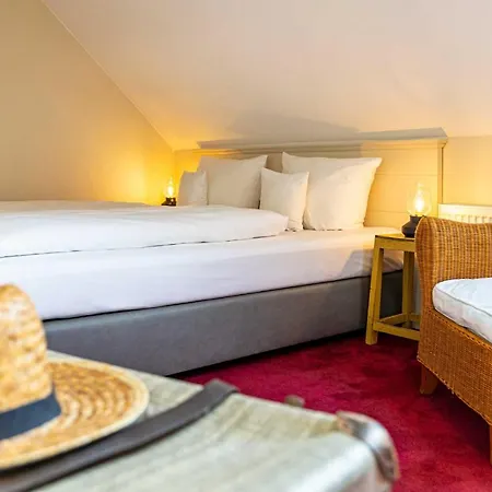 Romantik Friederikenhof Restaurant & Hotel Lübeck