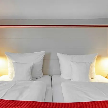 Romantik Friederikenhof Restaurant & Hotel 4*