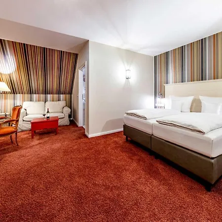 Romantik Friederikenhof Restaurant & Lübeck