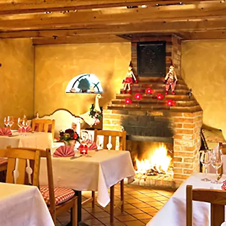 Romantik Friederikenhof Restaurant & Lubeck