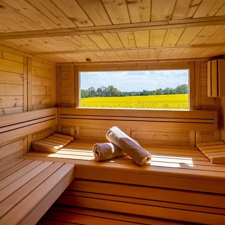 Romantik Friederikenhof Restaurant & 4* Lubecca