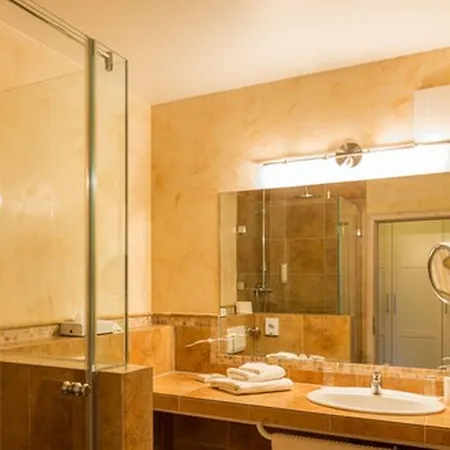 Romantik Friederikenhof Restaurant & Szálloda 4*