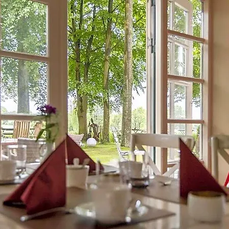 Romantik Friederikenhof Restaurant & Hotel 4*