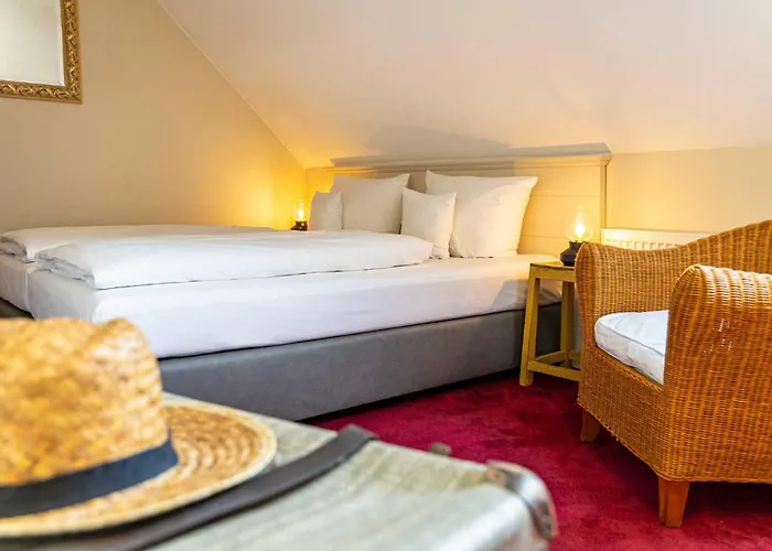 Romantik Friederikenhof Restaurant & ホテル リューベック