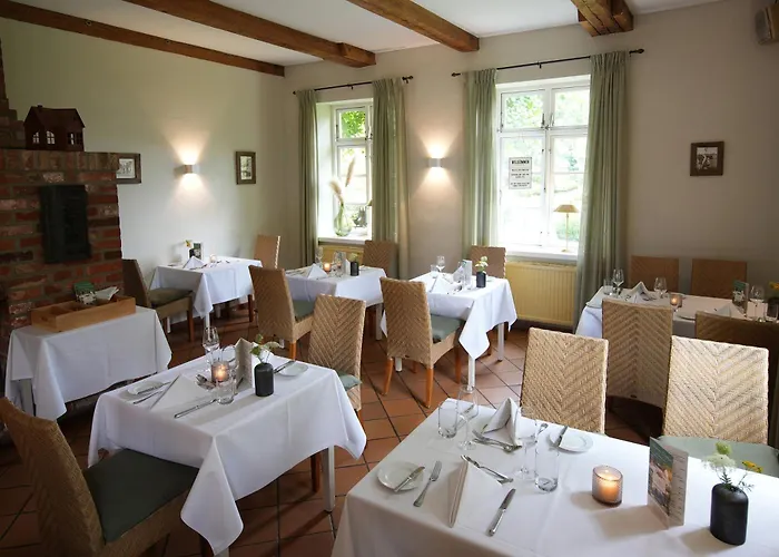 Romantik Friederikenhof Restaurant & ホテル 4*