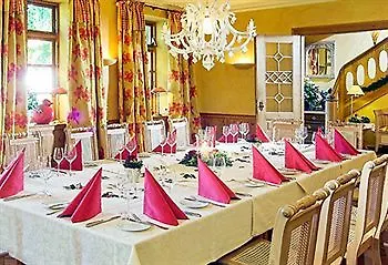 Romantik Friederikenhof Restaurant & ホテル 4*